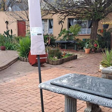 The Cottage Unit Bloemfontein Exterior photo