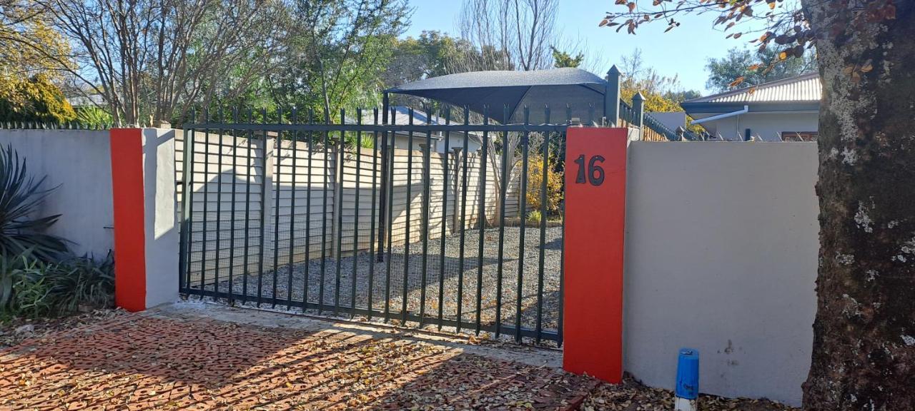 The Cottage Unit Bloemfontein Exterior photo
